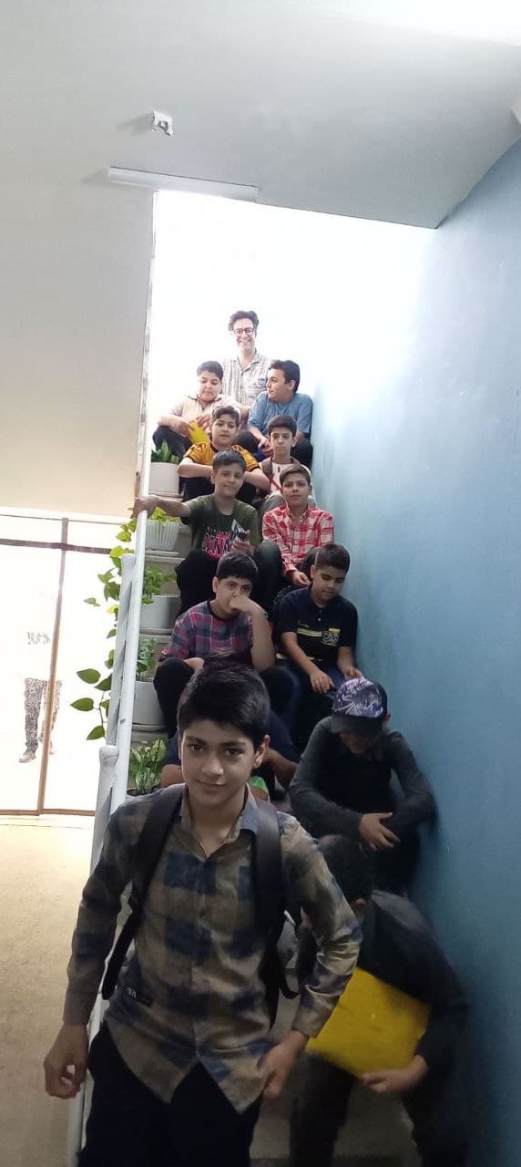 دبیرستان دوره اول حکیم بوعلی